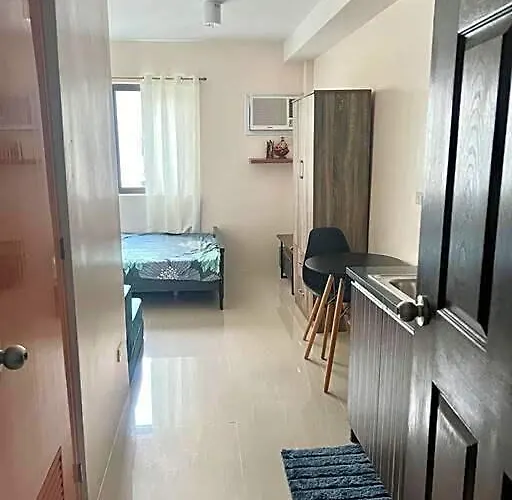 Cebusurestaypersimmon16thfloor2ndstudiocondounit 4*