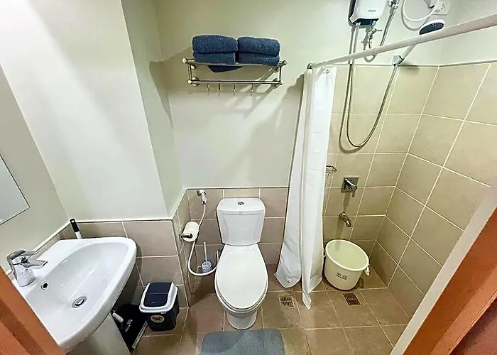 Cebusurestaypersimmon16thfloor2ndstudiocondounit Hotel 4*